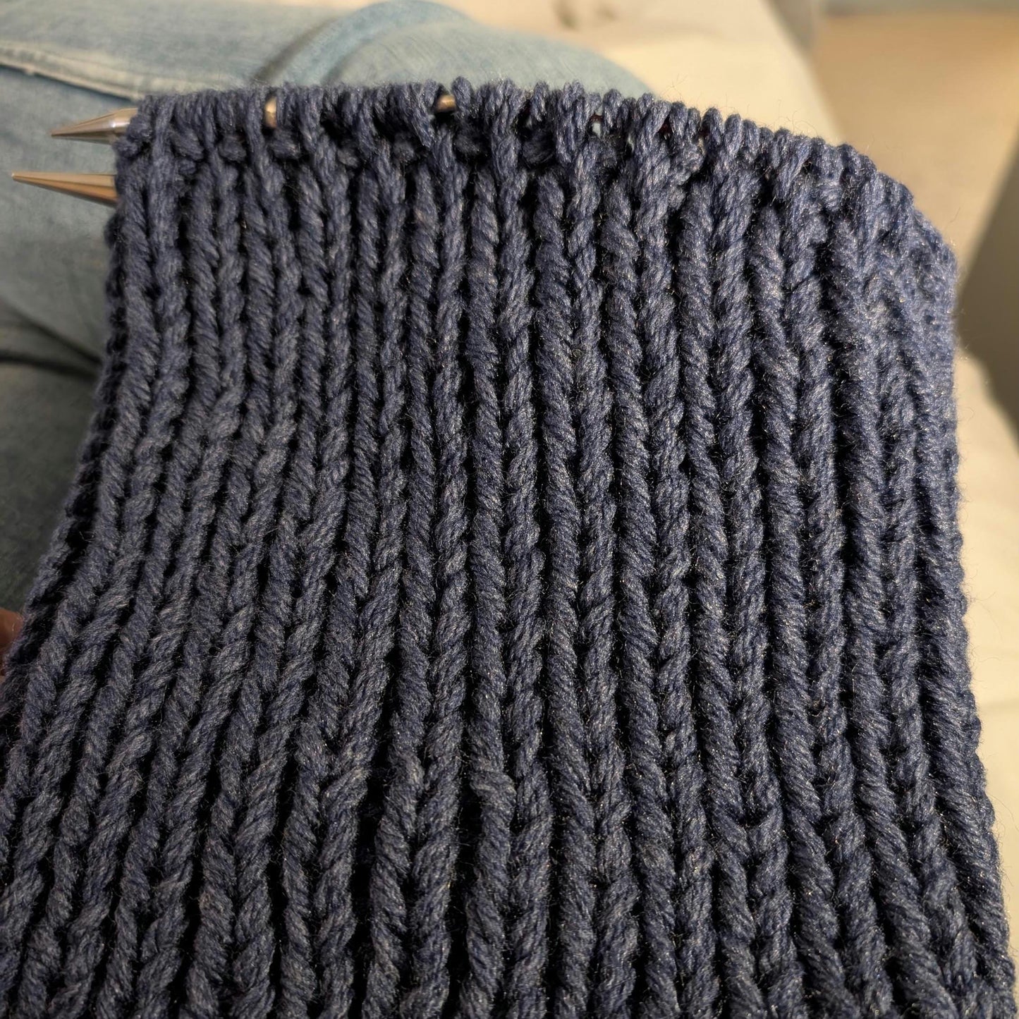 Chunky knit beanie - denim