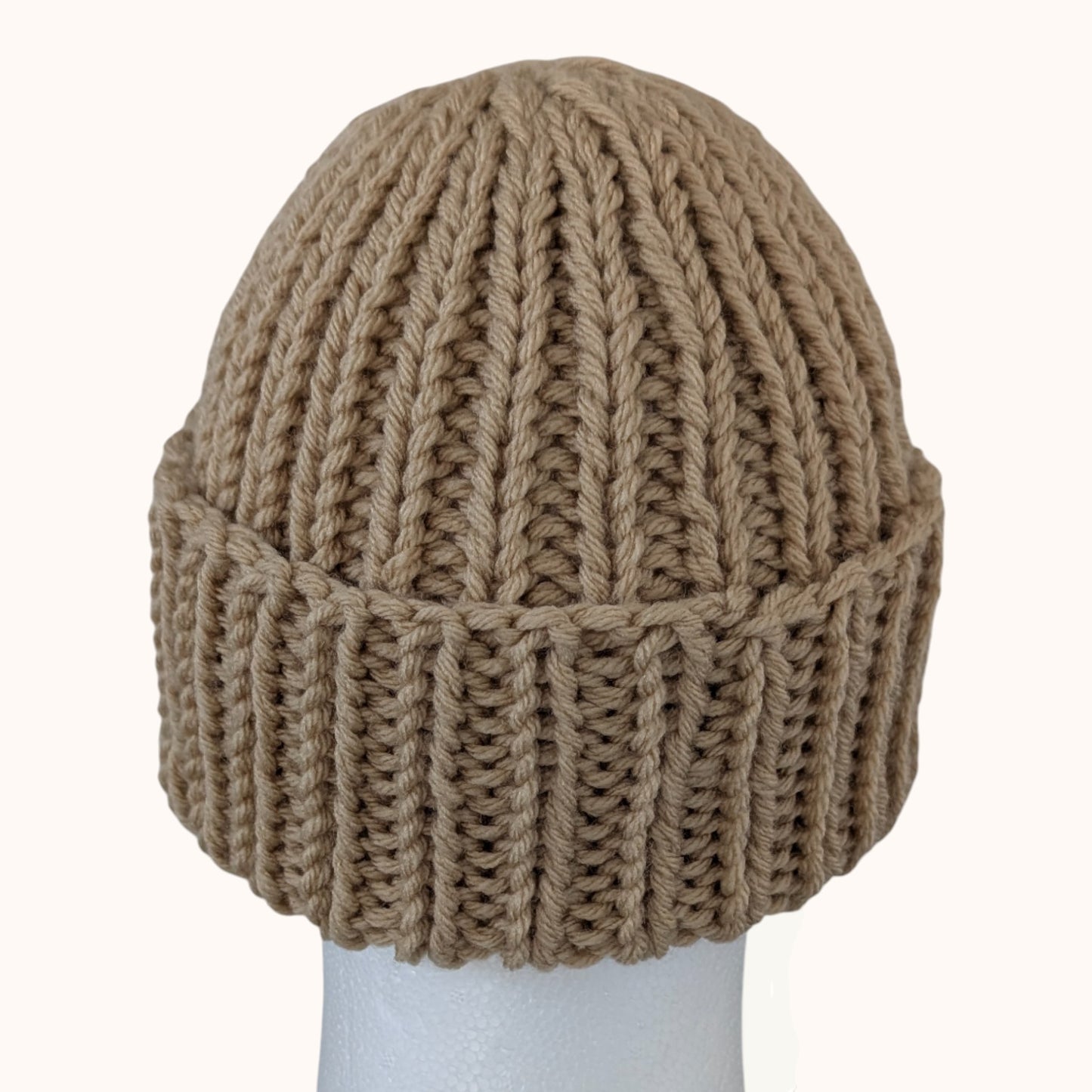 Chunky knit beanie - buff