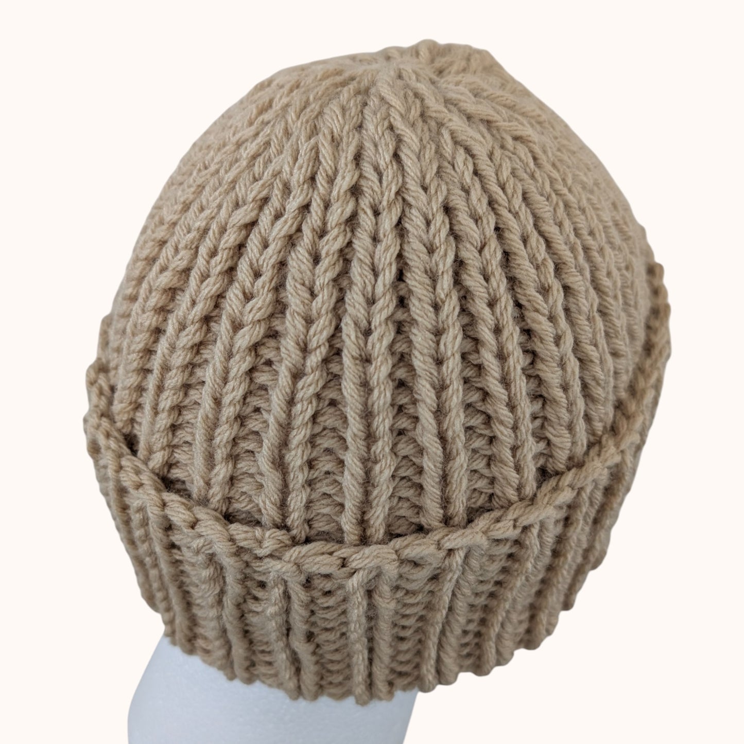 Chunky knit beanie - buff