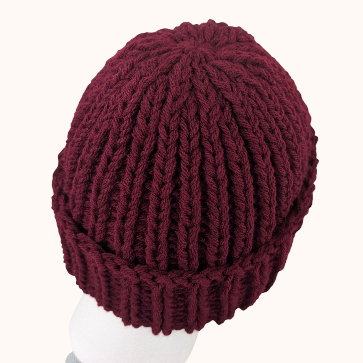 Chunky knit beanie - dark red
